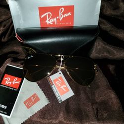 Brand New With TAGS MENS RAY-Ban Aviator Sunglasses 