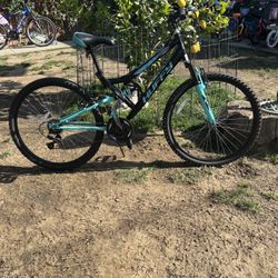 26 INCH HUFFY BIKE