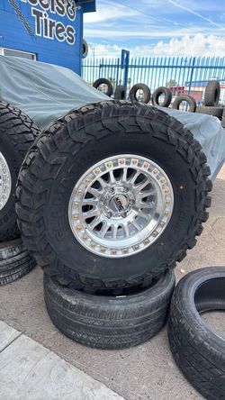 Kmc 17x8.5 6x139 6x135 with 315 70 17 gladiator