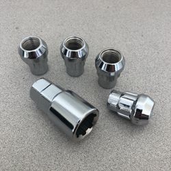 M14x1.5 Chrome Acorn Wheel Lug But Locks With Key 