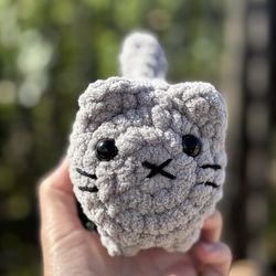 Grey Cat 🐱 handmade 🧶 crochet 🧶 plushie