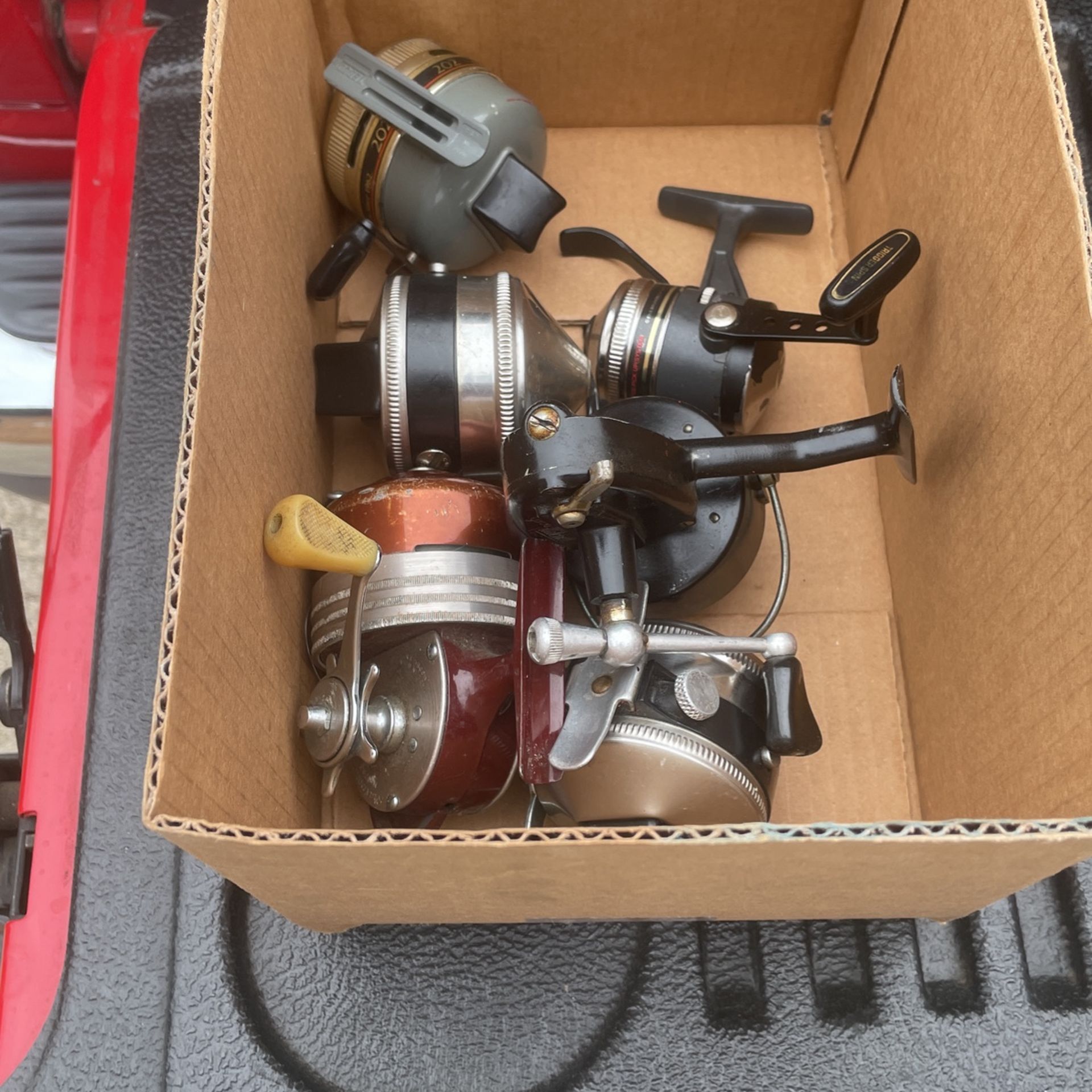 Fishing Reels Box Of 6 All In Perfect Condition 