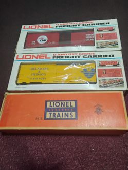 Antique Lionel trains in box