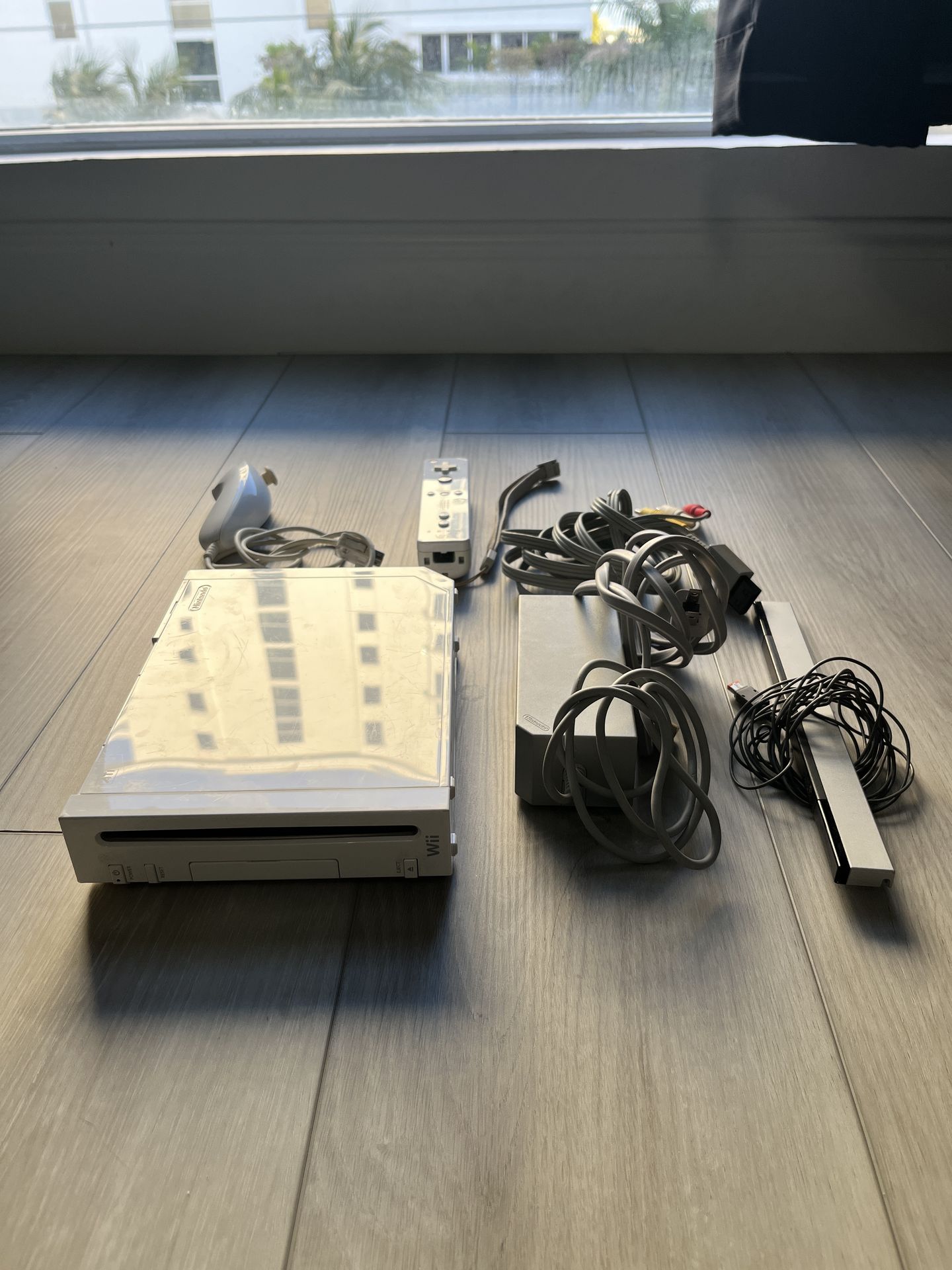 Nintendo Wii (I'm listening to offers)