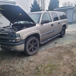 Chevy Suburban 2002 