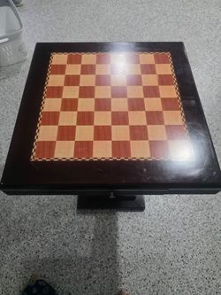 Classis cherry wood finish chess table with 2 drawers ,lightly used
