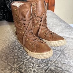Boots Size 6