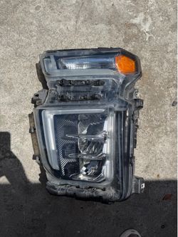 2020 2021 2022 2023 Chevy Silverado 2(contact info removed) Left Side Driver Headlight