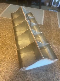 Galvanized, steel metal country garden planter feedthrough caddy with 10 compartments - EUC