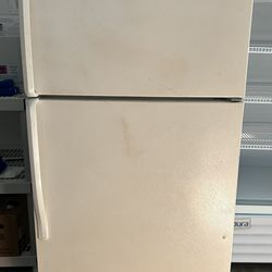 Top freezer and refrigerator NO Shelves