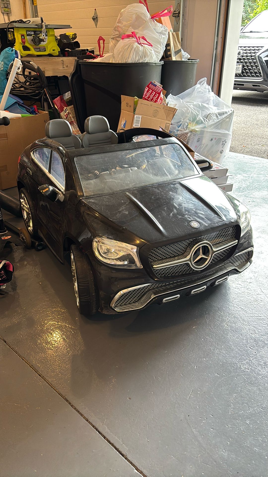 Mercedes Toy Car
