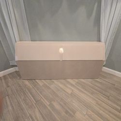 FREE – Vintage Bedroom Furniture (Pick Up Only)