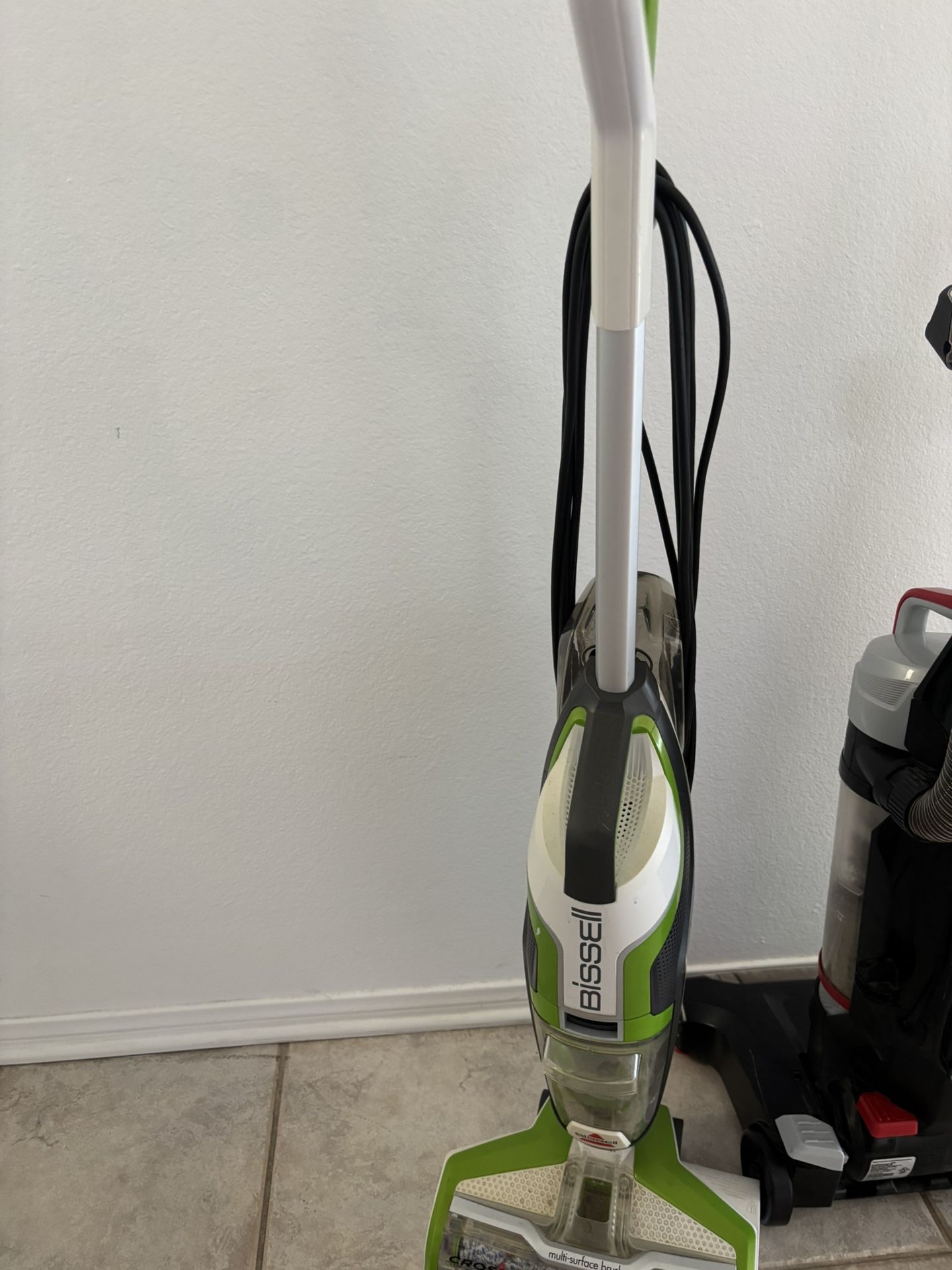 Floor & Carpet Vacuum