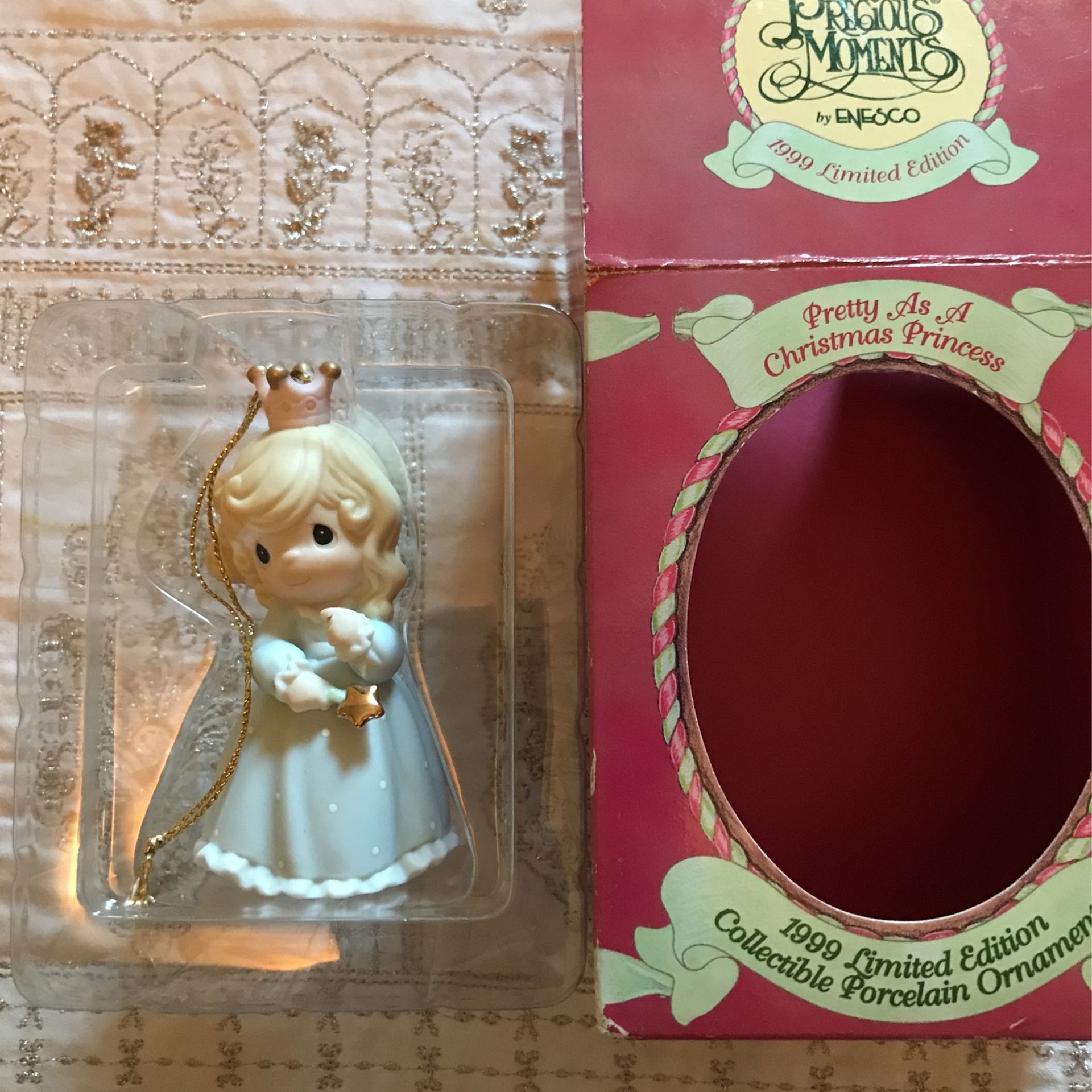 1999 Limited Edition Christmas Ornament