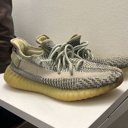 Yeezy size 9 men’s