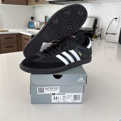 Adidas Samba Classic - Size 11.5