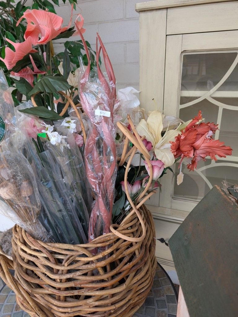 Some Are NEW-Dried And Silk Flowers $3.00/Each