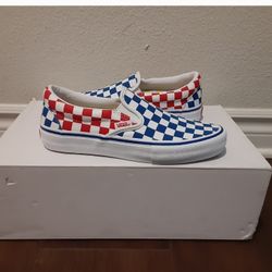 Vans Multiple Sizes Read Entire Description