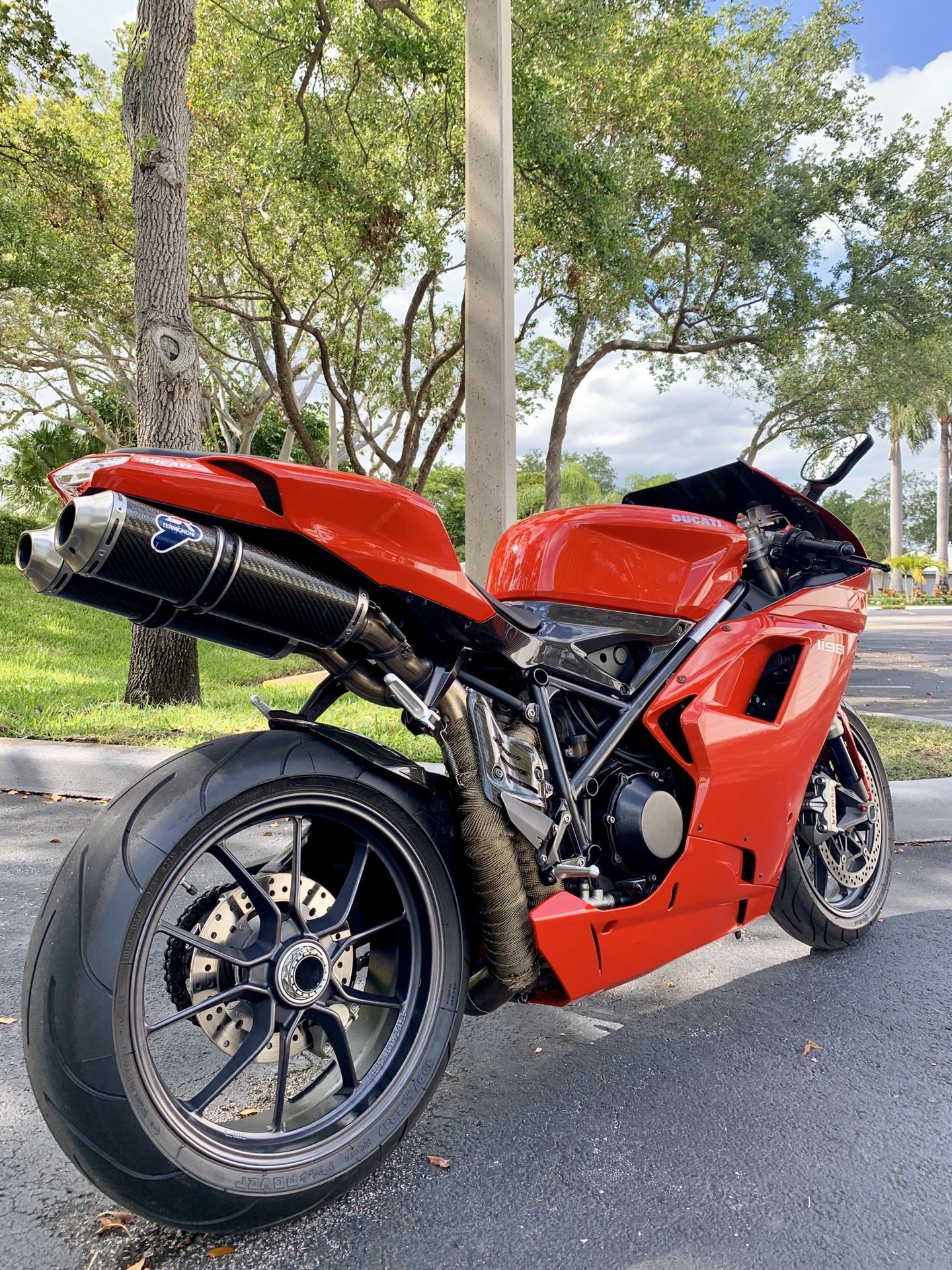 2009 Ducati 1198
