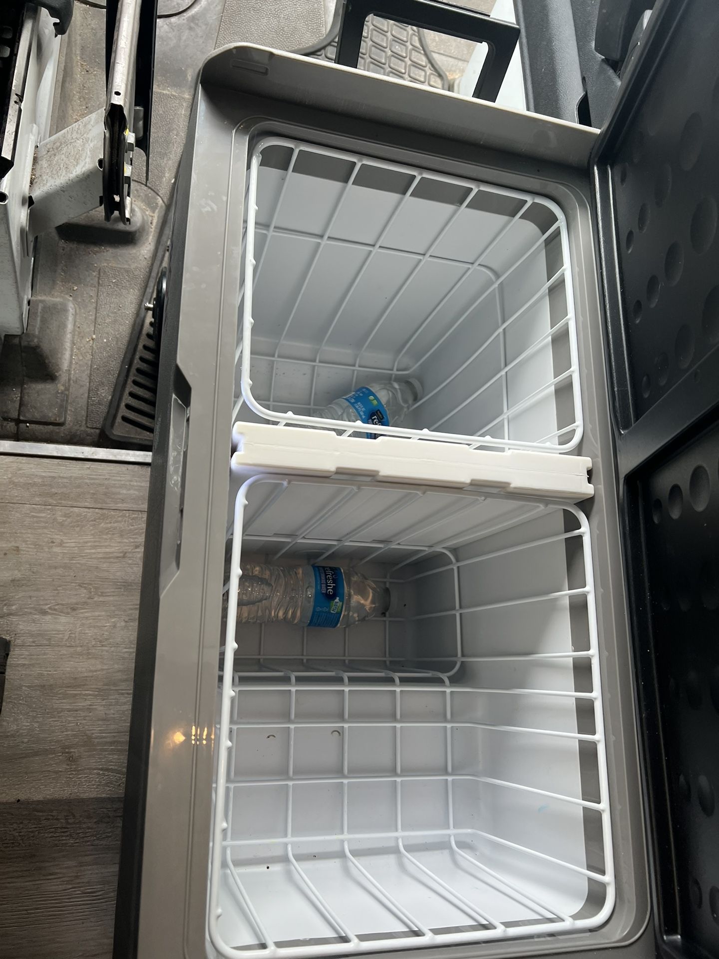 Home Hebron 21Q AC/DC Portable Refrigerator - Efficient Car Fridge-Freezer