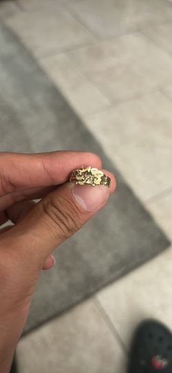 Gold ring
