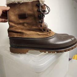 Sorel Kaufman Canada water boots. Tank color