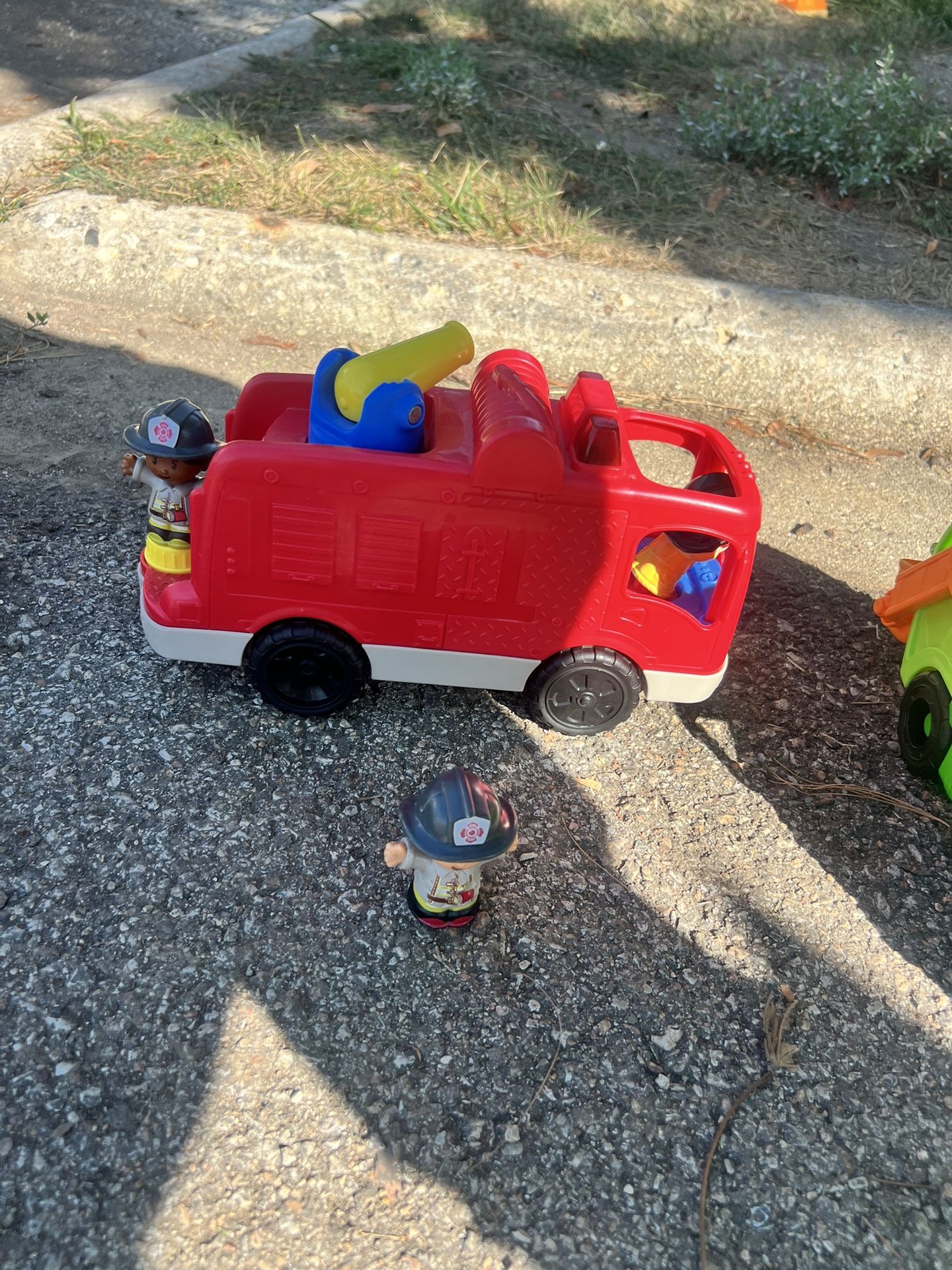 Little People Fire Truck And Figures