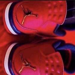  🚩 Sale - 🚩 🚩 SALE - 🚩Nike Air Jordan 4 Retro Fiba 2019 almost New  $ 80.00