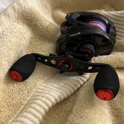 1 Left Handed Bait Casters From Castking 