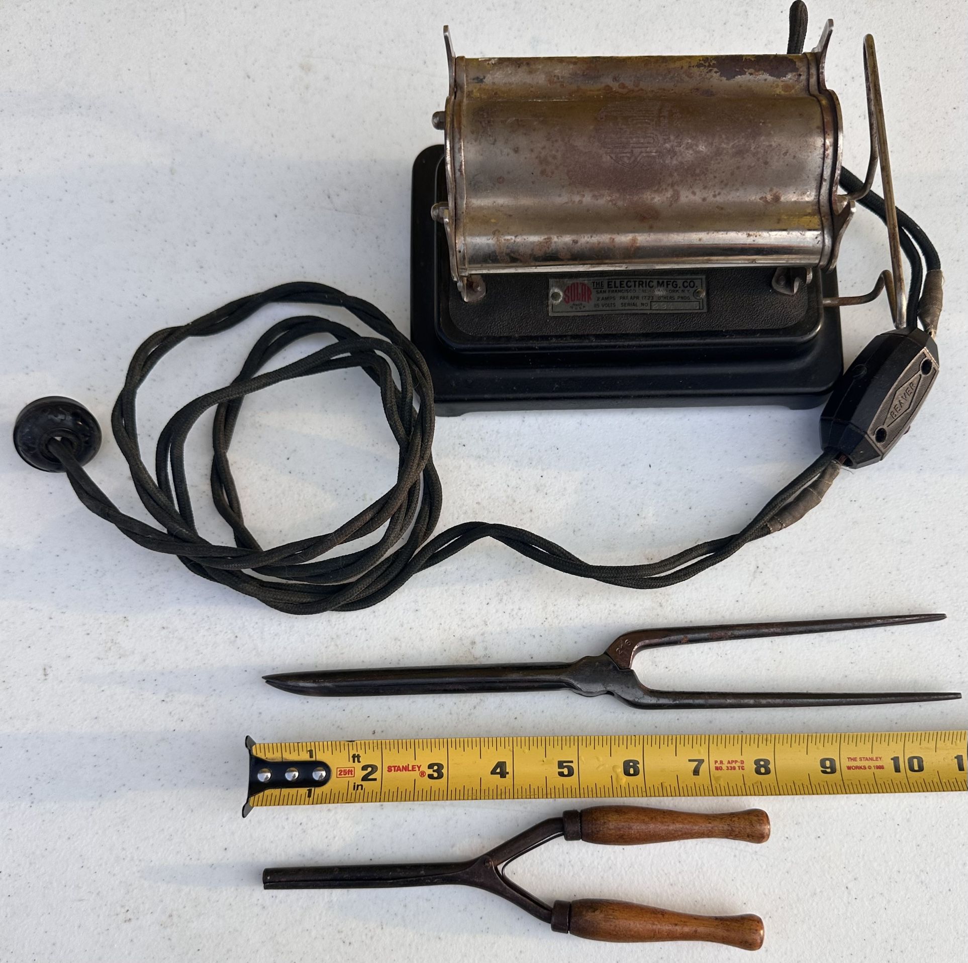 1920s antique hair straightener