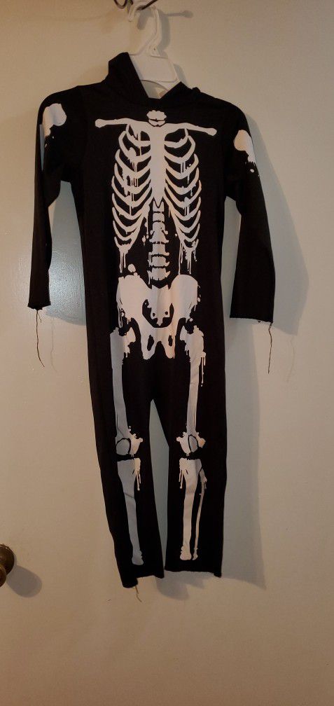 Skeleton Halloween Costume Size 4-6t $12