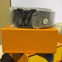 Black Lv Belt Size 35-37