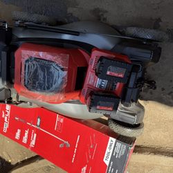 M18 FUEL Brushless Cordless 21 in. Walk Behind Dual Battery Self-Propelled Mower w/(2) 8.0ah Batter