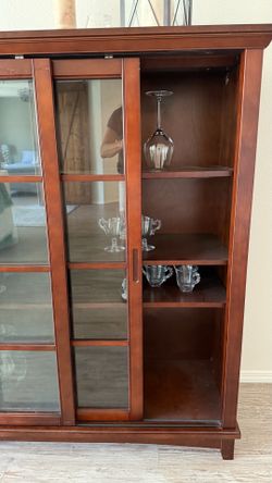 Display Cabinet