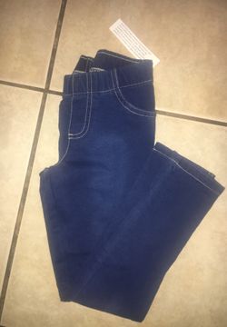 Girls jeggings and hoodie