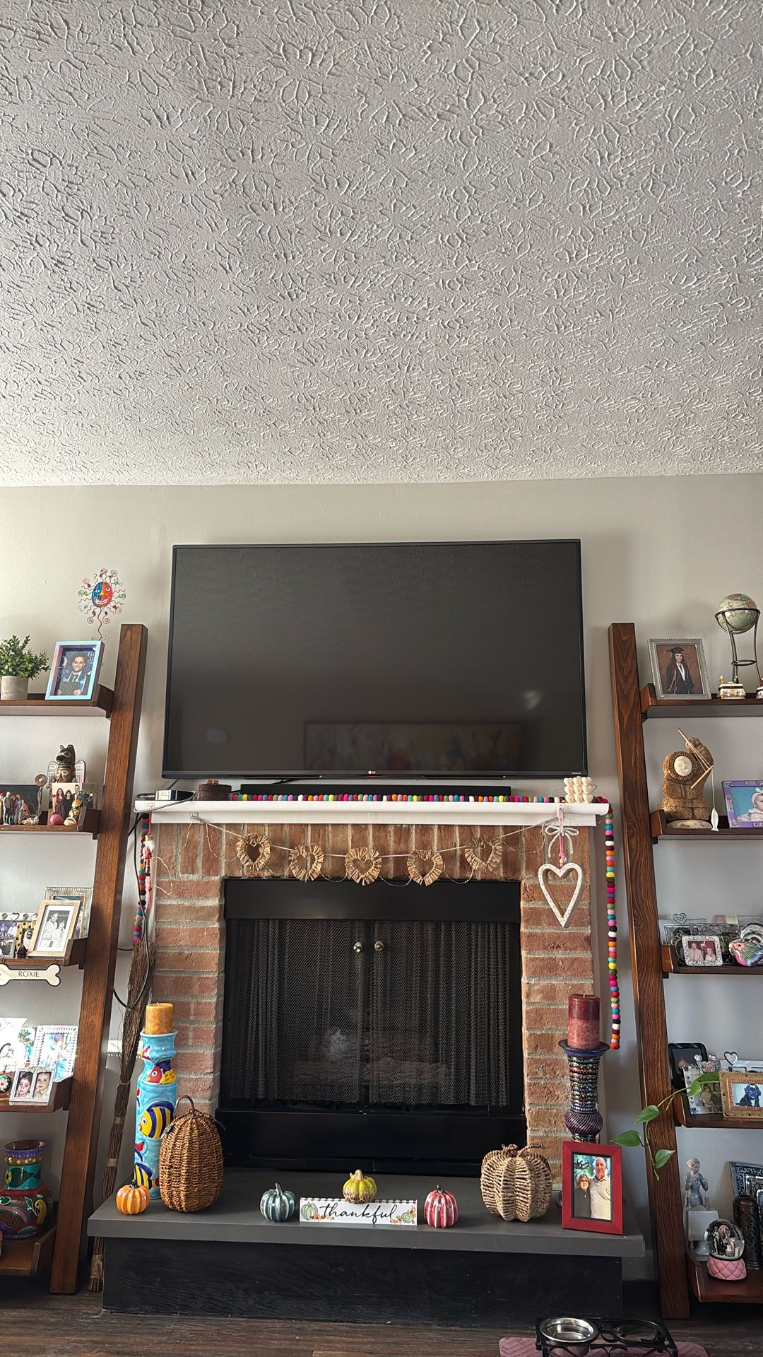 60” Like New 4K LG Smart TV