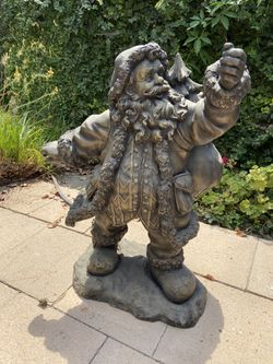 SANTA CLAUS - YARD DECOR - STATUE Size - 26in tall *NOT METAL OR BRONZE OR IRON most likely resin or a hard composite