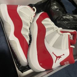 Cherry white 11s 