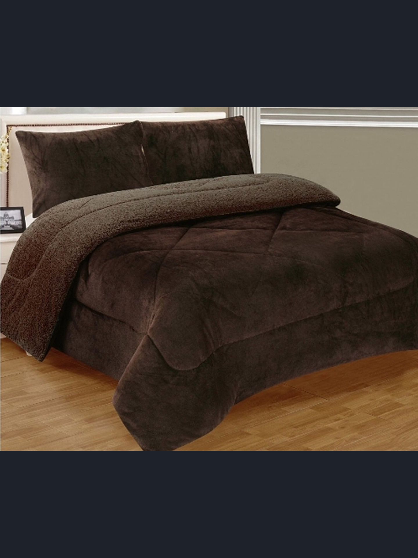 Brand New Brown Warm Super Thick Soft Borrego Sherpa Quilted Blanket 3 Piece Set with Pillow Shams King Size