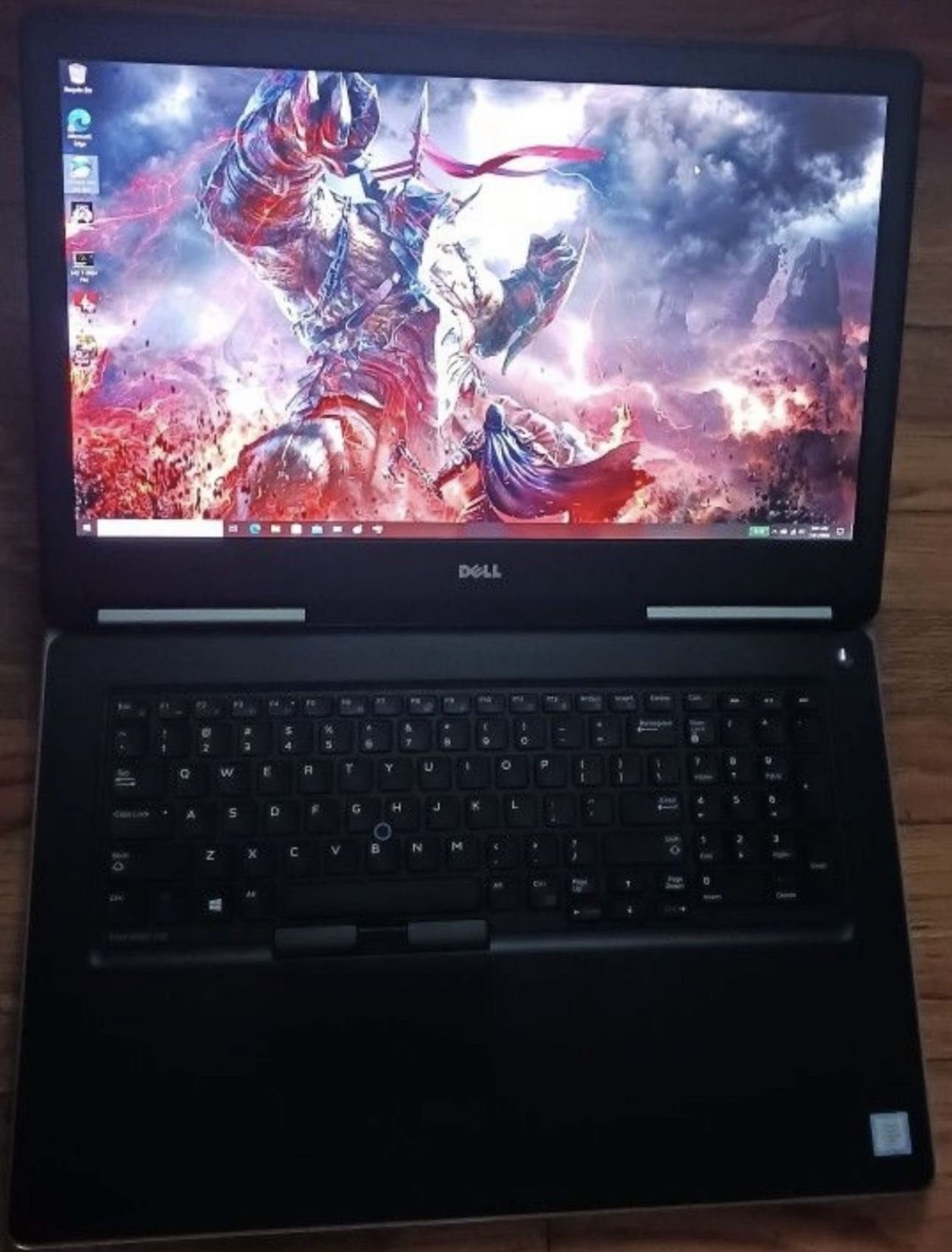 4K 3840x2160 LCD Nvidia Quadro P4000 8 GB DDR5 GPU Intel Core i7 64 GB RAM 1.5 TB M.2 NVMe FAST SSD 6 Hour Battery Windows Professional OS