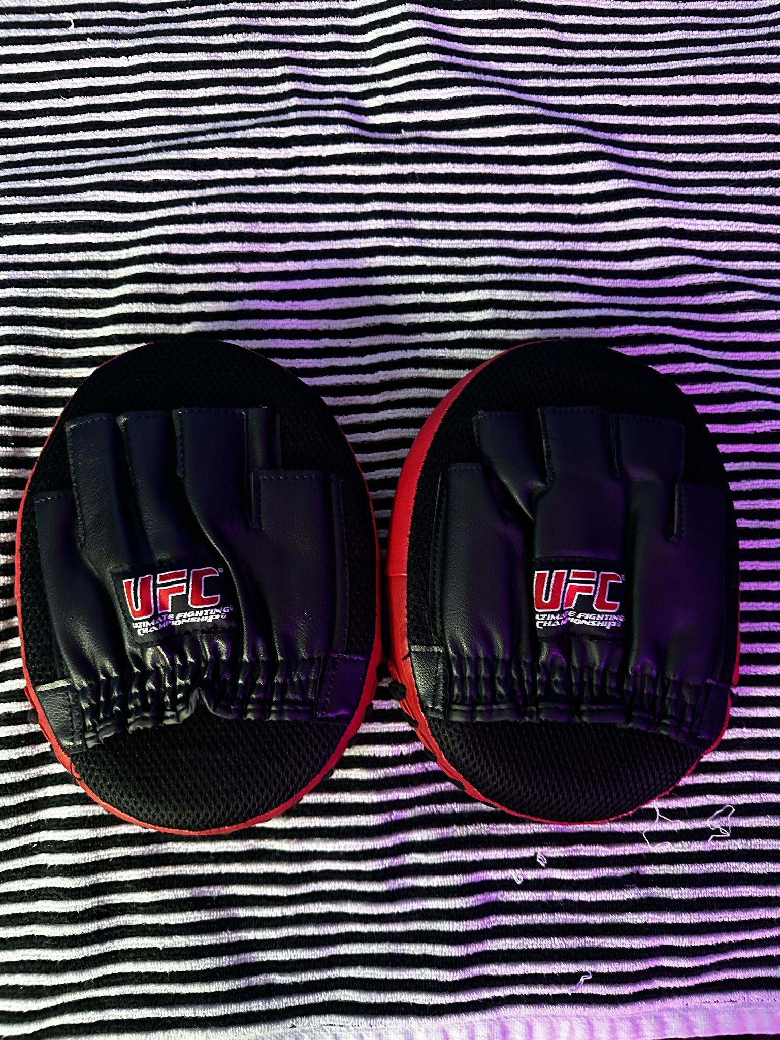 UFC Sparring Mitts
