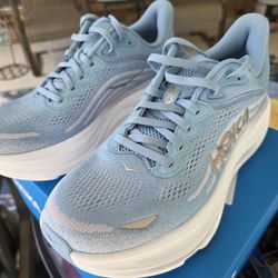 Women's Hoka 8.5 Bondi 9, NEW w/box