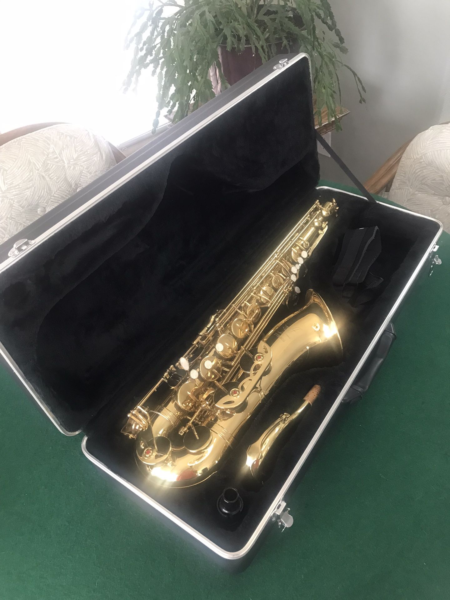 Zeff France ZTS-500 ZTS500 Tenor Saxophone Sax F# Key Like New