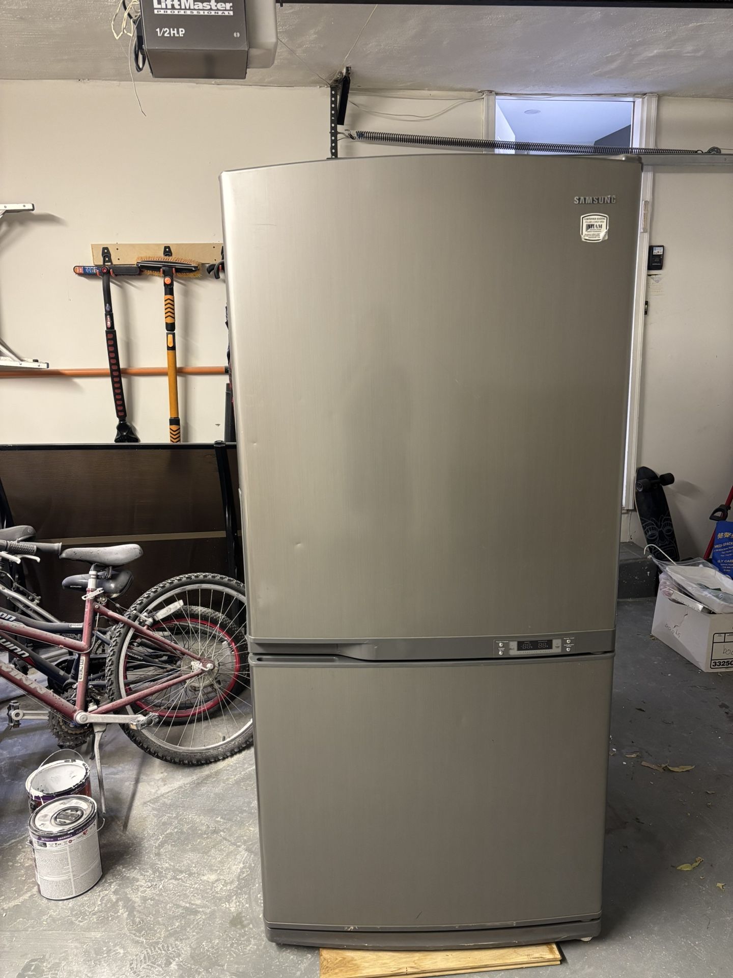 Used Samsung Refrigerator $100 Local Pickup