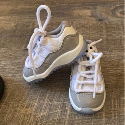 baby shoes  