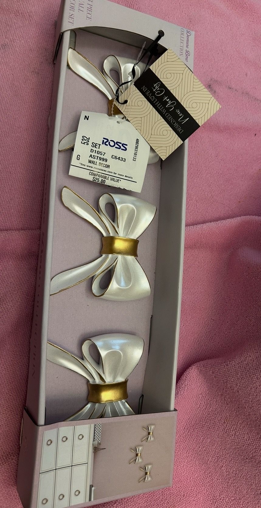 3 piece demure bow