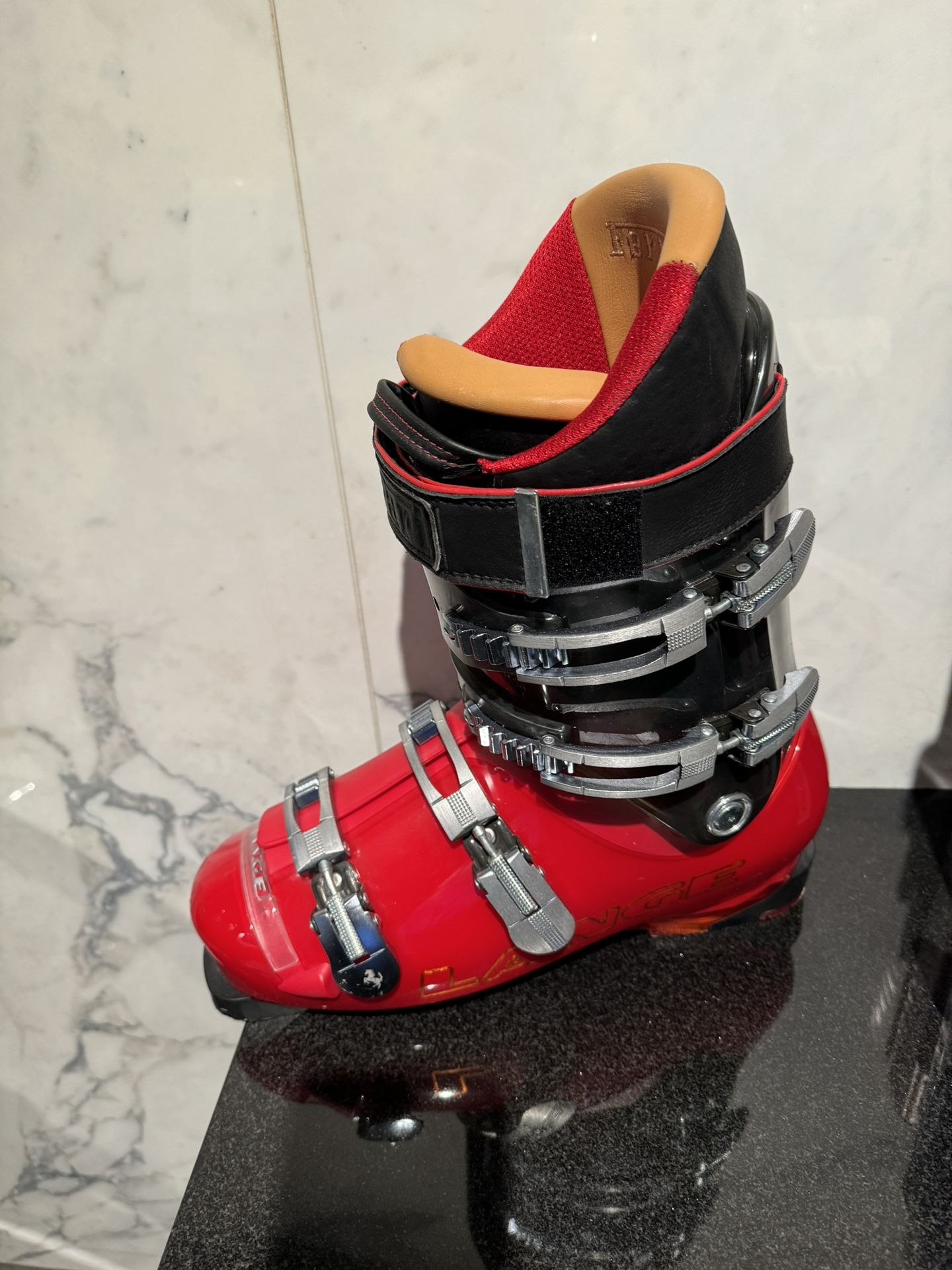 Lange Ferrari Red Ski Boots Mondo 29.5 Mens Alpine Downhill Racing Performance Lange Ski Boots for Men for sale - eBay main image 4
