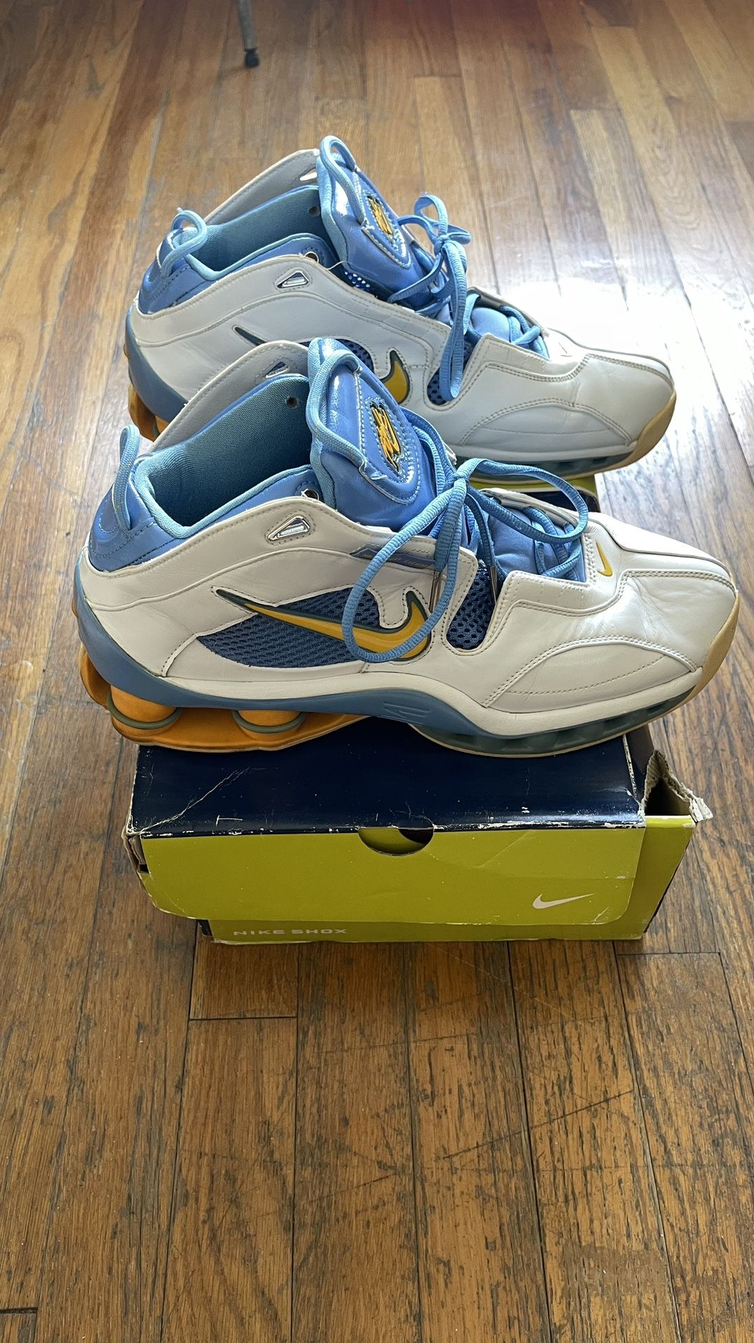 Nike Shox Elite White and Blue Men shoes size 13