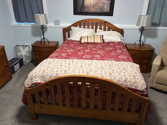 Solid Wood Full/Queen Slat Bed Frame