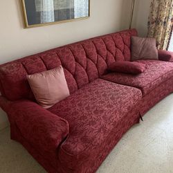Elegant Couch 